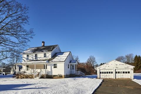 113 Maple St, Easthampton, MA 01027 photo 1