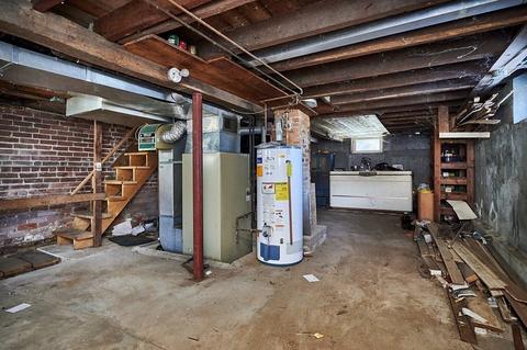 113 Maple St, Easthampton, MA 01027 photo 24