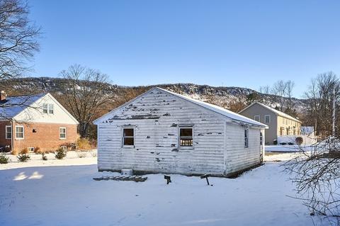 113 Maple St, Easthampton, MA 01027 photo 30