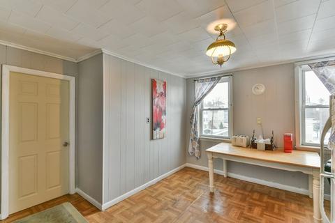 30 Whitcomb St, Webster, MA 01570 photo 18