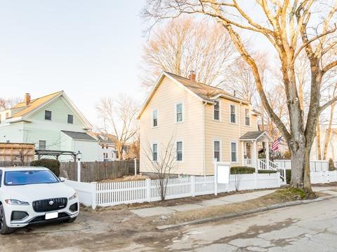 68 Washington St, Reading, MA 01867 photo 3