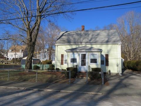 20 Pequit St, Canton, MA 02021 photo 2