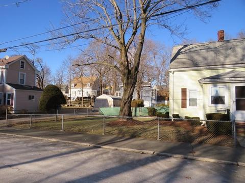 20 Pequit St, Canton, MA 02021 photo 4