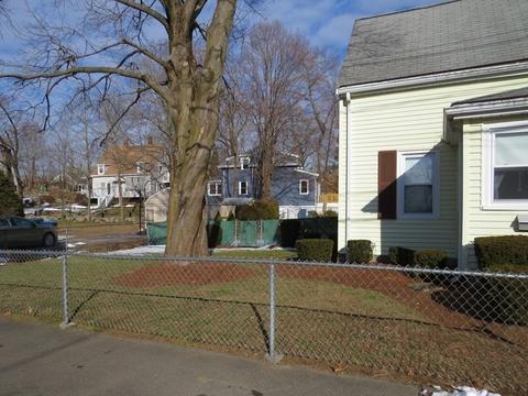 20 Pequit St, Canton, MA 02021 photo 5