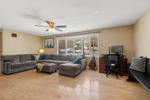 154 Willow St, Acton, MA 01720 photo 4