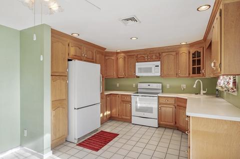 4 Broad St, Danvers, MA 01923 photo 13
