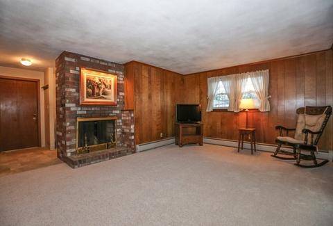 4 Robert Rd, Hudson, MA 01749 photo 14