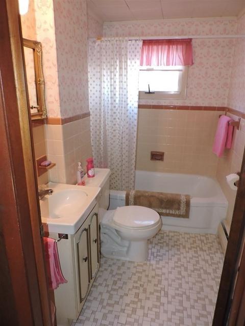 65 Bates Point Rd, Webster, MA 01570 photo 37
