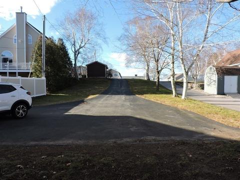 65 Bates Point Rd, Webster, MA 01570 photo 12
