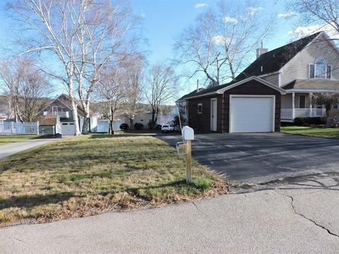 65 Bates Point Rd, Webster, MA 01570 photo 9