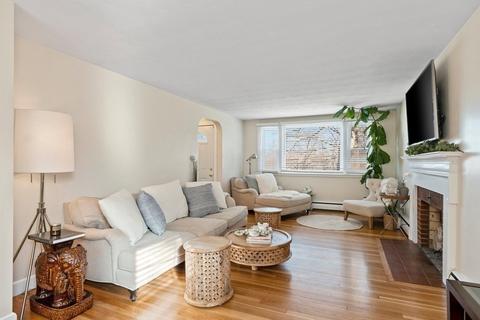 67 Summer Ave, Reading, MA 01867 photo 6