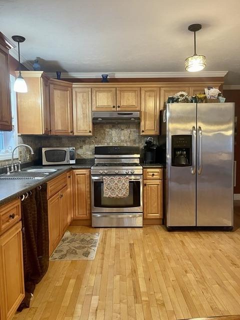 188 Crawford St, Fall River, MA 02724 photo 3