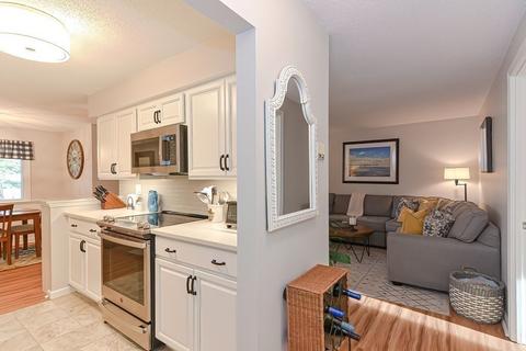22 Beals Cove Rd #D, Hingham, MA 02043 photo 4
