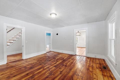 15 Johnson Rd, Orange, MA 01364 photo 10