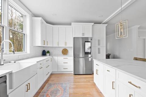 294 Gardner St, Hingham, MA 02043 photo 4