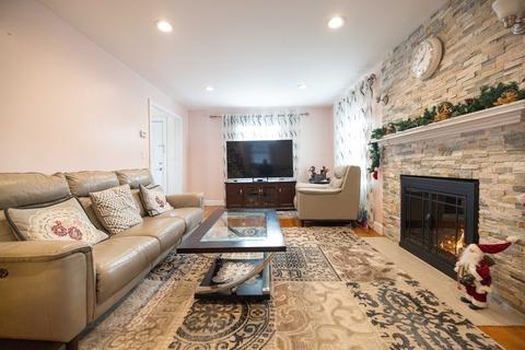 96 May St, Worcester, MA 01602 photo 5