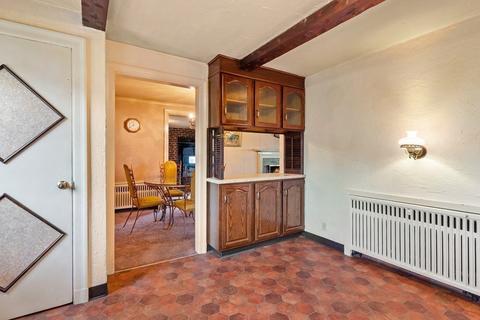 37 Spruce St, Milton, MA 02186 photo 10