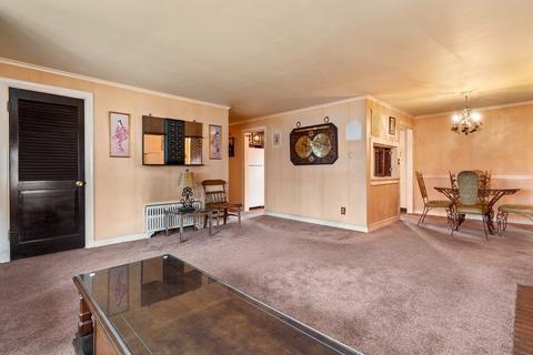 37 Spruce St, Milton, MA 02186 photo 5