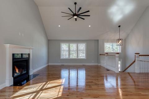 21 Progress Ave, Dudley, MA 01571 photo 10