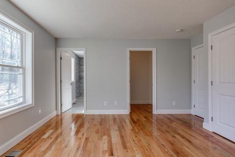21 Progress Ave, Dudley, MA 01571 photo 17