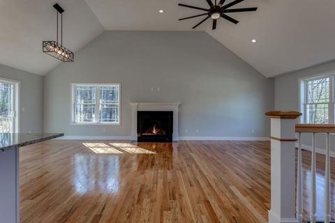 21 Progress Ave, Dudley, MA 01571 photo 5