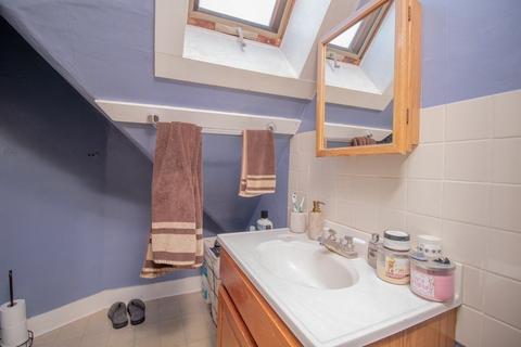 247 Rock St, Fall River, MA 02720 photo 29