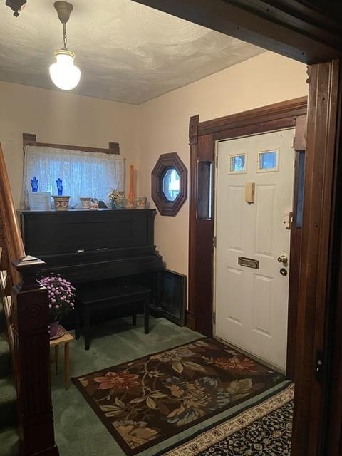 152 Marion St, Springfield, MA 01109 photo 6