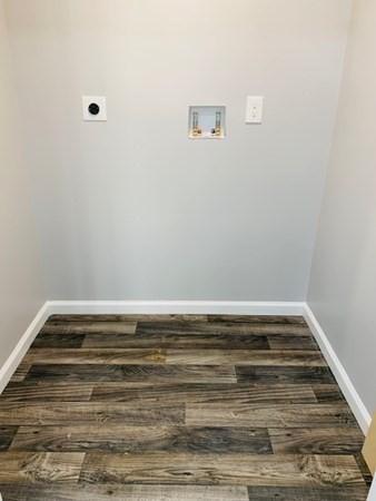 52 Nelson Ave, Springfield, MA 01109 photo 10