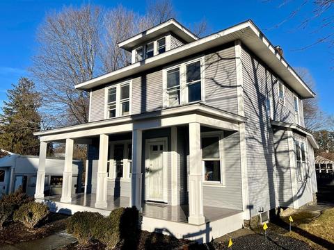 16 Brown St, Maynard, MA 01754 photo 2