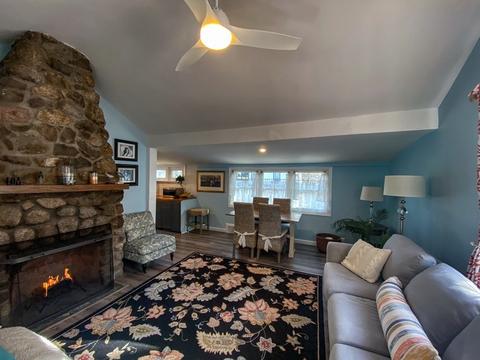 2 Hammond Pl, Marblehead, MA 01945 photo 1