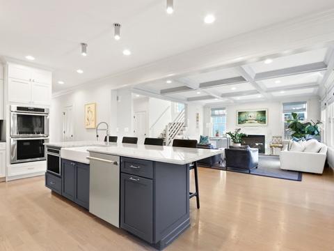 19 Parkinson St, Needham, MA 02494 photo 3
