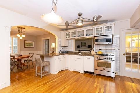 203 North St, Hingham, MA 02043 photo 9