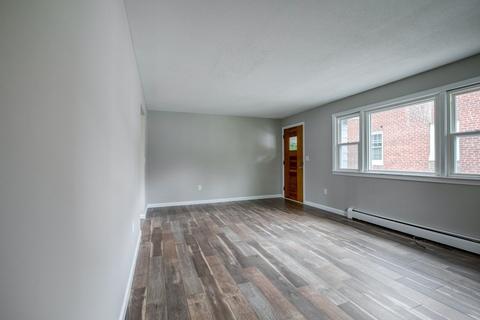 83 Strong St, Springfield, MA 01104 photo 34