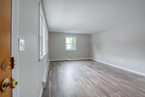 83 Strong St, Springfield, MA 01104 photo 31