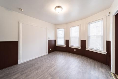 226 Mill St, Springfield, MA 01108 photo 7