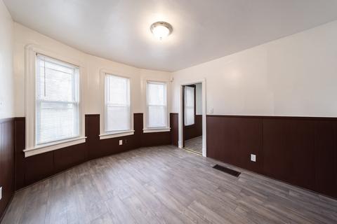 226 Mill St, Springfield, MA 01108 photo 9