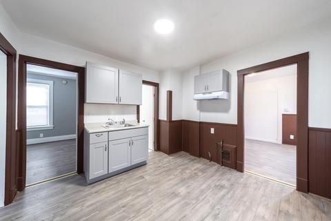 226 Mill St, Springfield, MA 01108 photo 2