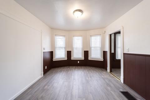 226 Mill St, Springfield, MA 01108 photo 8