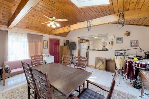 30 Tinkham Rd, Springfield, MA 01129 photo 31