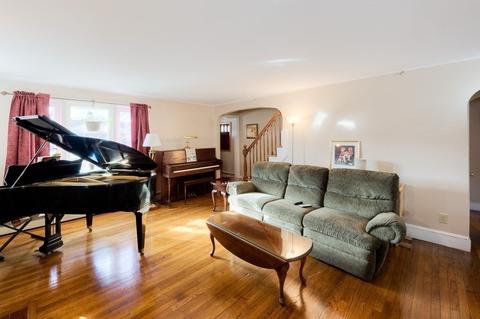 30 Tinkham Rd, Springfield, MA 01129 photo 6