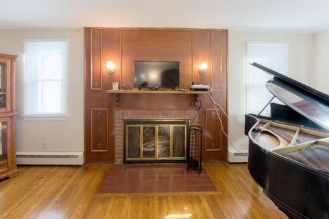 30 Tinkham Rd, Springfield, MA 01129 photo 8