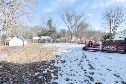 30 Tinkham Rd, Springfield, MA 01129 photo 2