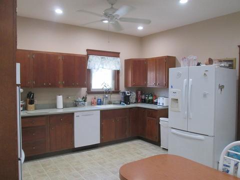 651 School St, Webster, MA 01570 photo 10
