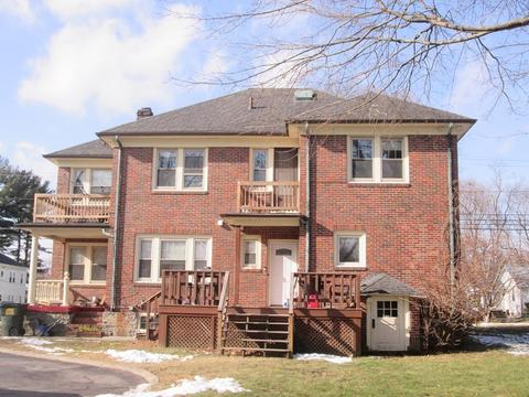 651 School St, Webster, MA 01570 photo 4