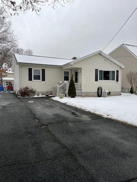 138 Avery St, Springfield, MA 01119 photo 1