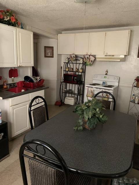 411 Wilbraham Rd, Springfield, MA 01109 photo 5