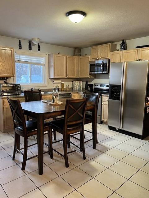 60 Arnold Ave, Springfield, MA 01119 photo 3