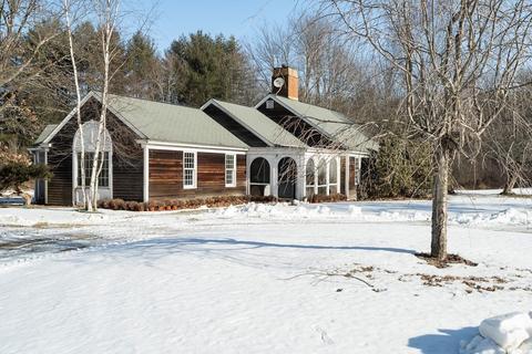 20 Cushman Rd, Leverett, MA 01054 photo 2