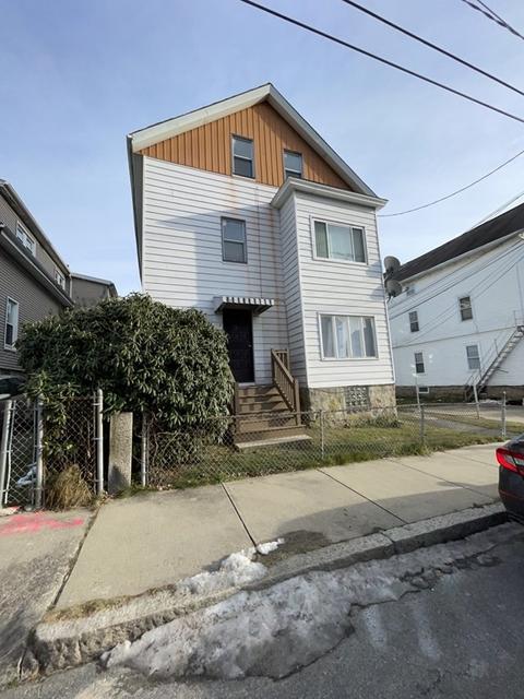 142 Mott St, Fall River, MA 02721 photo 1