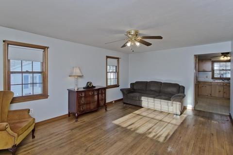 155 W Canton Cir, Springfield, MA 01104 photo 12